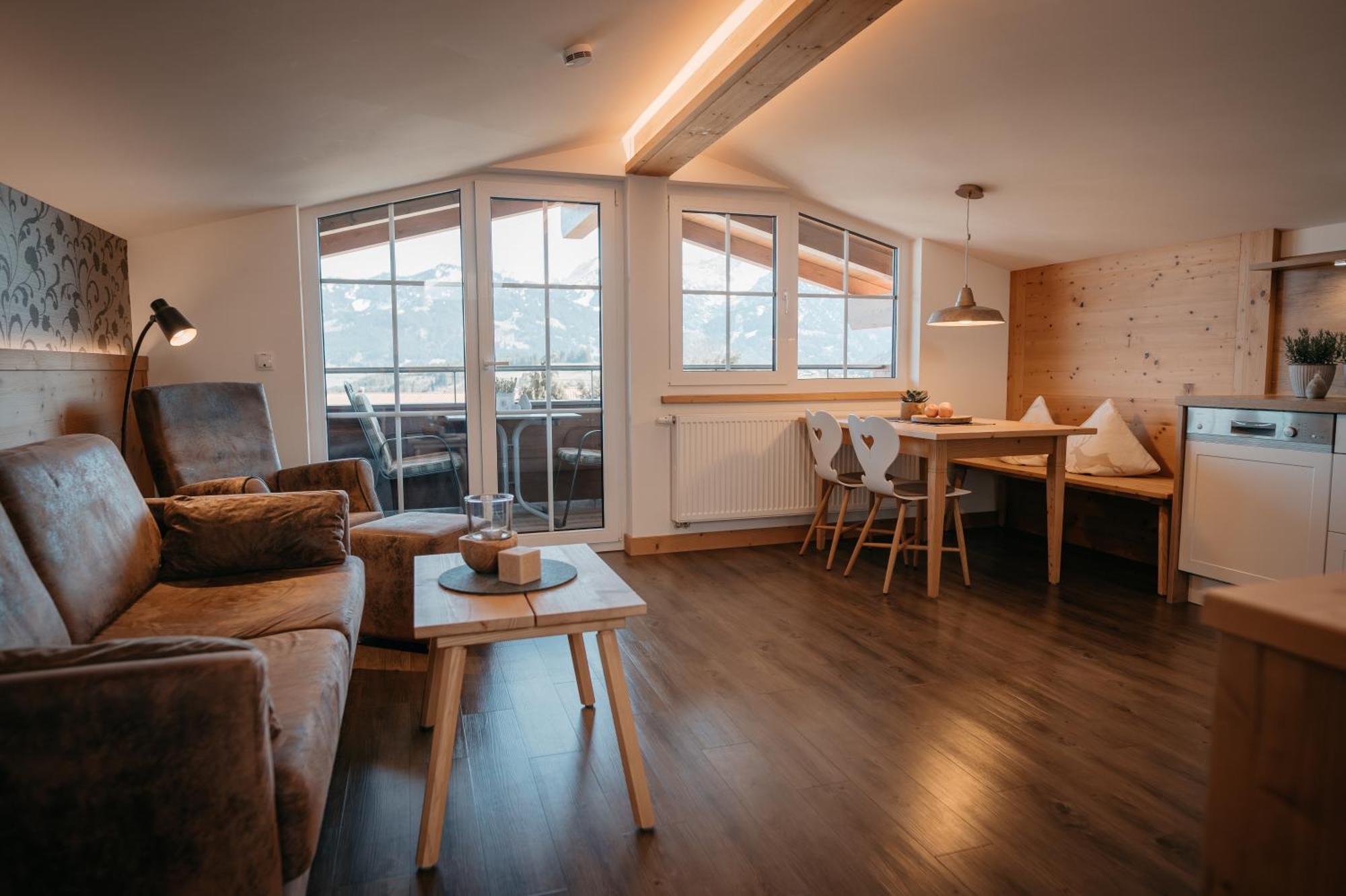 Landhaus Mucha - Ferienwohnungen - Naturpark Partner Bolsterlang Extérieur photo